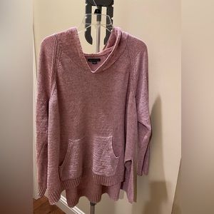 American Eagle sweater hoodie in pink. Size xxl